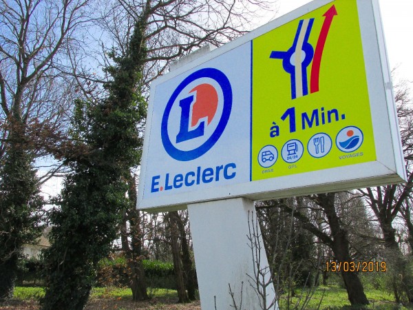 Paysages de France reçue par Catherine Gouhier, vice-présidente de Le Mans-Métropole