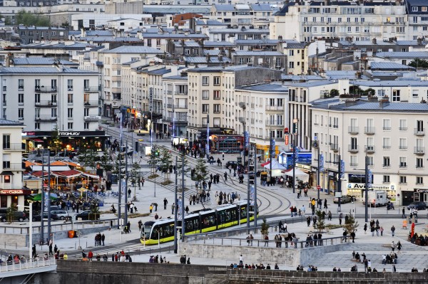 Brest Métropole voit ( beaucoup trop ! ) grand
